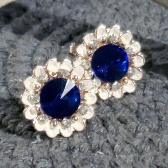 Sapphire Blue Lady Di Style Austrian Rivoli Crystal Earrings - Picture 3 of 12